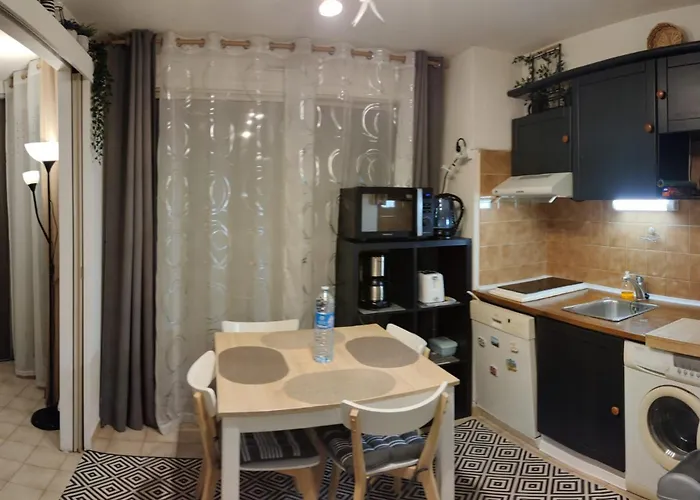 Eden - 300m De La Mer , Parking Privatif Inclus * 胡安莱潘