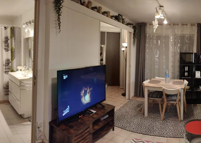 Eden - 300m De La Mer , Parking Privatif Inclus * 胡安莱潘